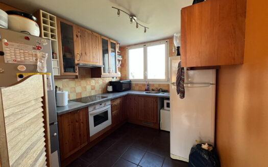 APPARTEMENT 4 PIECES PESSAC SAIGE-64 m2