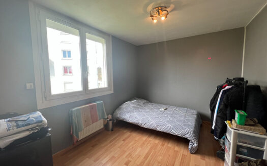 APPARTEMENT 4 PIECES PESSAC SAIGE-64 m2