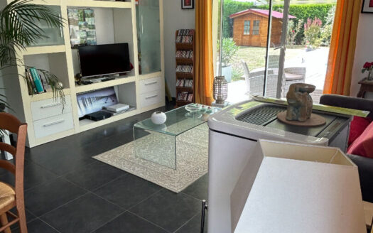 Maison Arveyres 6 pièce(s) 142 m2
