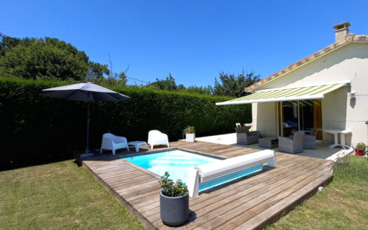 Maison Arveyres 6 pièce(s) 142 m2