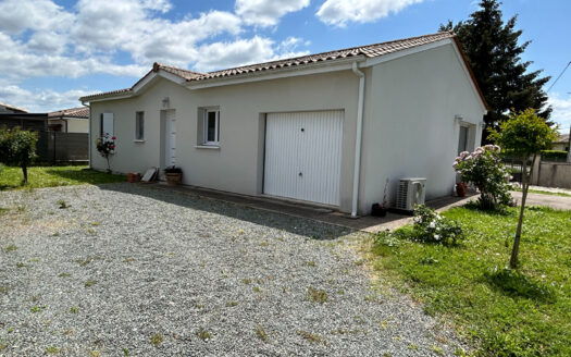 Maison Arveyres 4 pièce(s) 87 m2