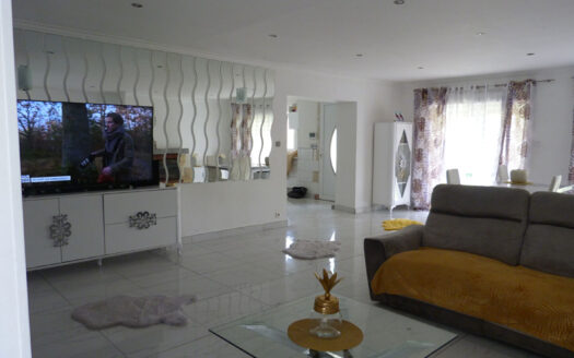 Belle maison T6 157 m2 secteur pavillonnaire