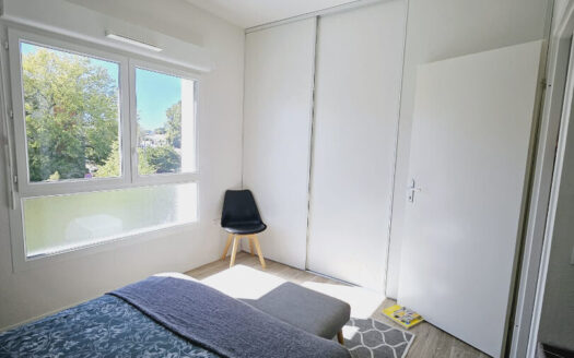 APPARTEMENT T3 DUPLEX MEUBLE